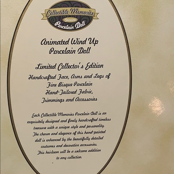 Animated Wind Up Porcelain Doll - Picture 3 of 3